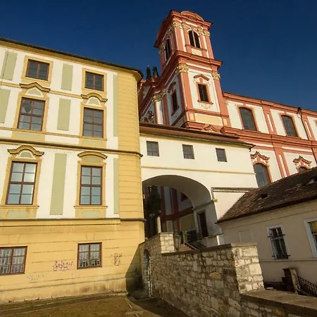 Apartamento U Gotického Dvojčete