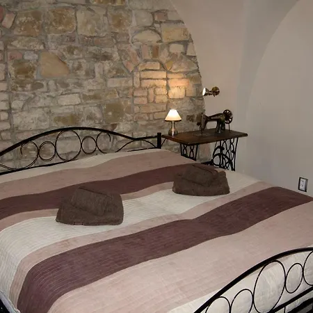U Gotickeho Dvojcete Apartment